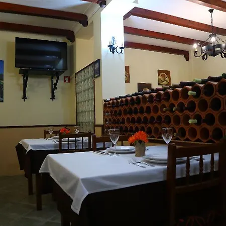 Cantinho Oliveiras 게스트하우스 제어스