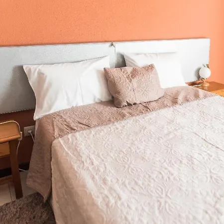 Cantinho Oliveiras Гостевой дом Герес