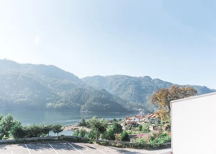 Cantinho Oliveiras 3* Geres